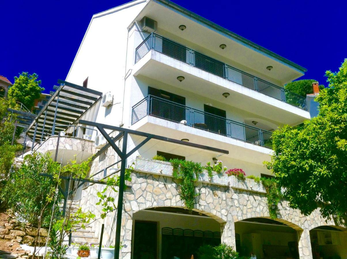 Villa Monte Boutique Apartments In Herceg Novi Dış mekan fotoğraf